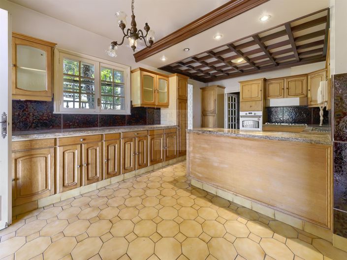 Image No.11-4 Bed House for sale