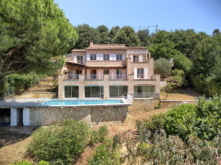 Image No.18-4 Bed House for sale