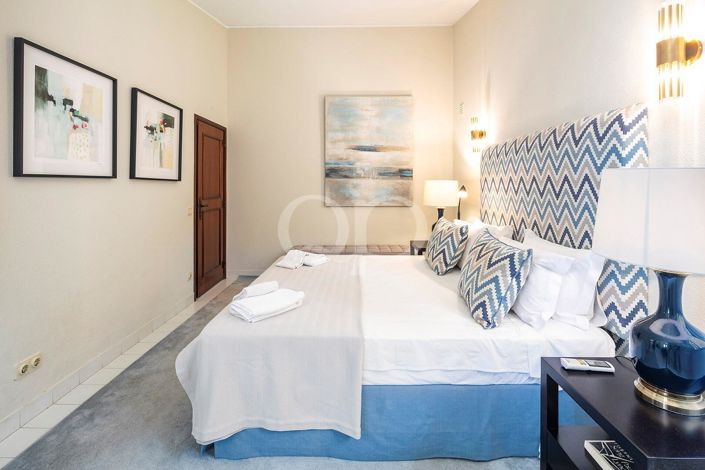 Image No.17-3 Bed House for sale