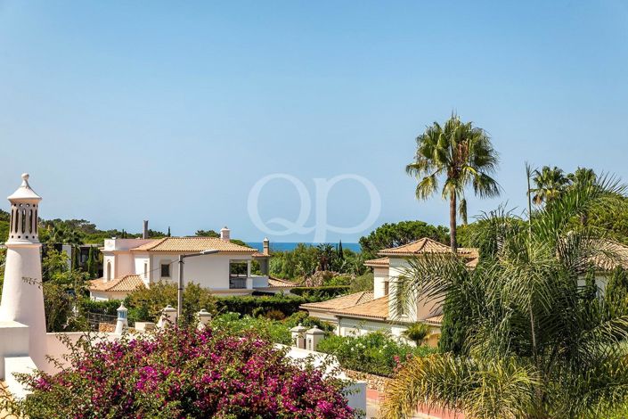 Image No.19-3 Bed House for sale