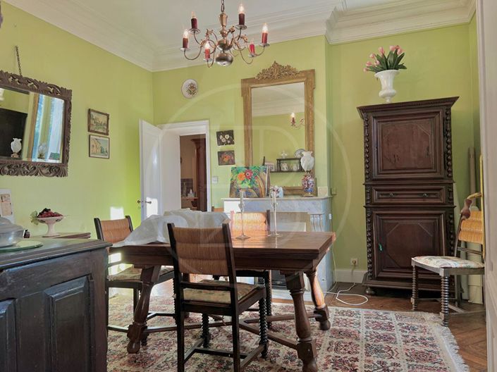 Image No.5-7 Bed House for sale