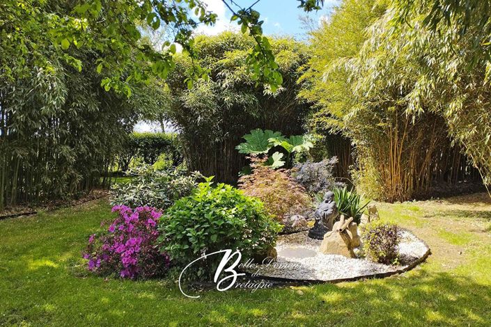 Image No.4-8 Bed House for sale