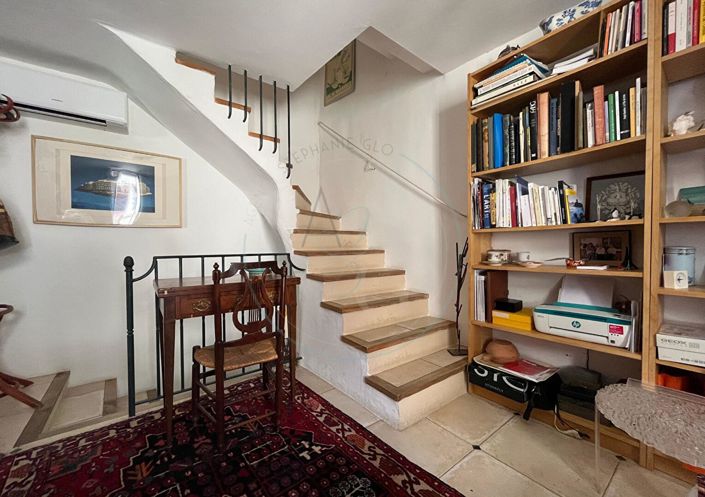 Image No.2-2 Bed House for sale