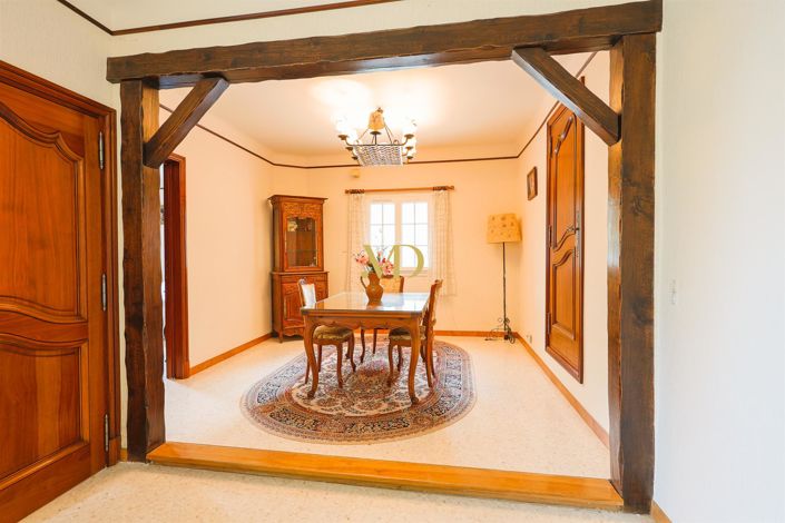 Image No.32-6 Bed House for sale