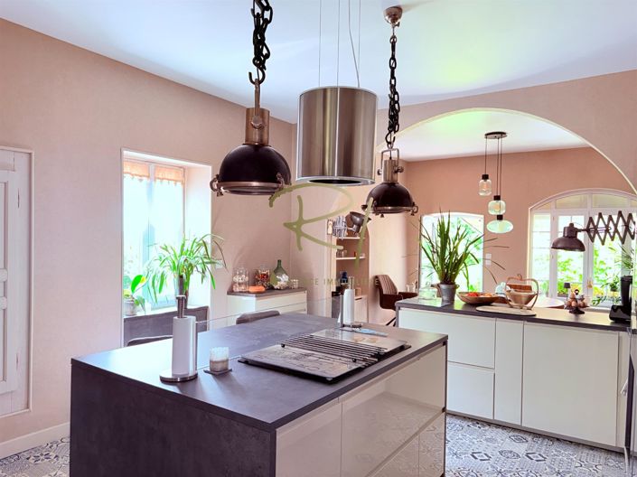 Image No.4-4 Bed House for sale