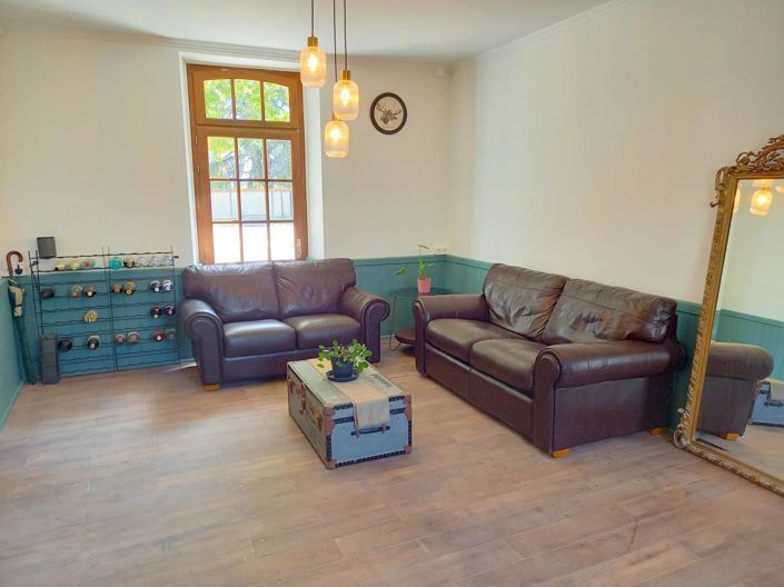 Image No.8-3 Bed House for sale