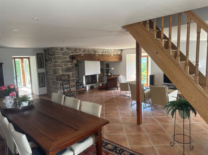 Image No.11-4 Bed House for sale