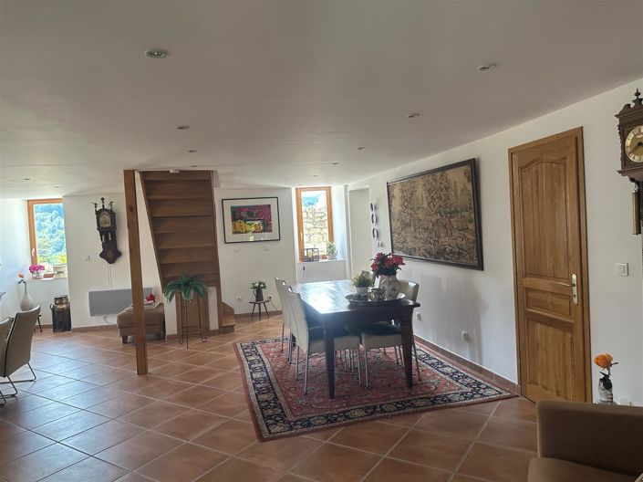 Image No.14-4 Bed House for sale