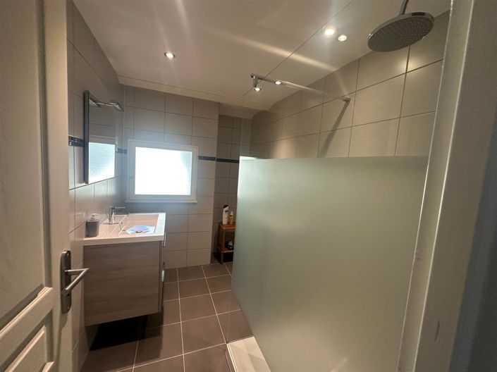 Image No.45-4 Bed House for sale