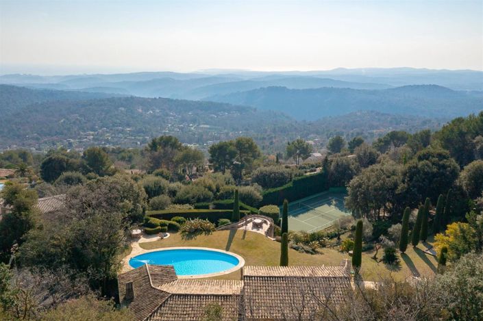 Image No.4-6 Bed Property for sale