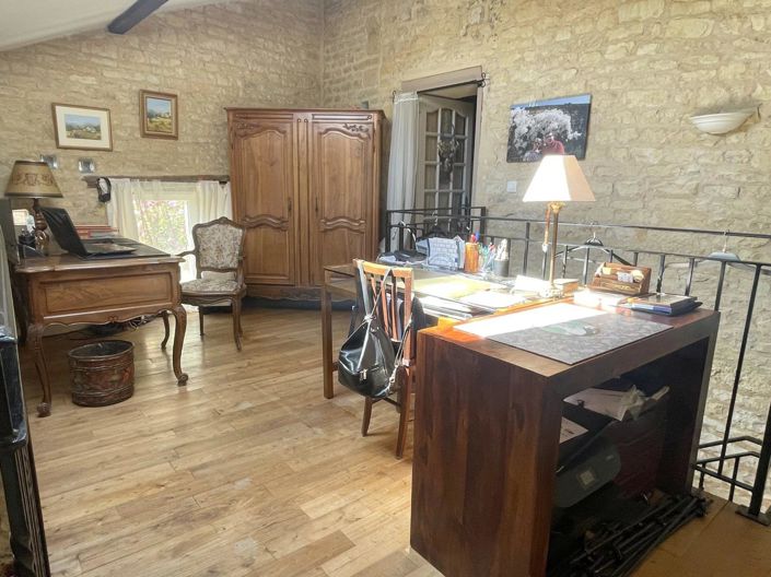 Image No.14-2 Bed House for sale