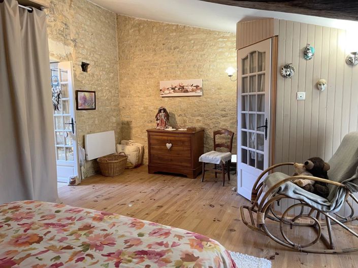 Image No.17-2 Bed House for sale