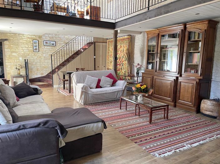 Image No.2-2 Bed House for sale