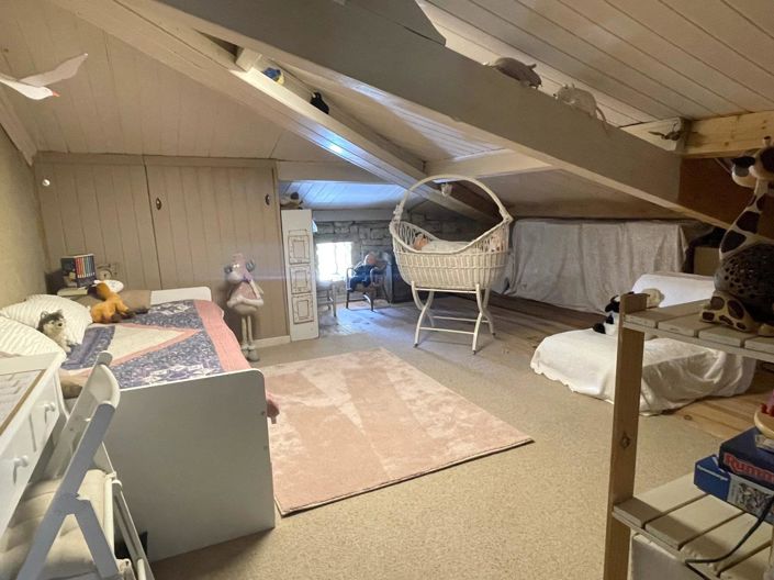 Image No.20-2 Bed House for sale