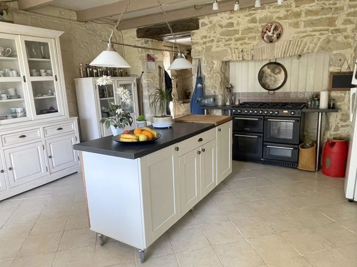 Image No.9-2 Bed House for sale