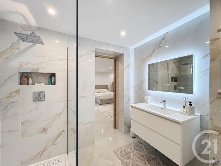 Image No.27-3 Bed House for sale