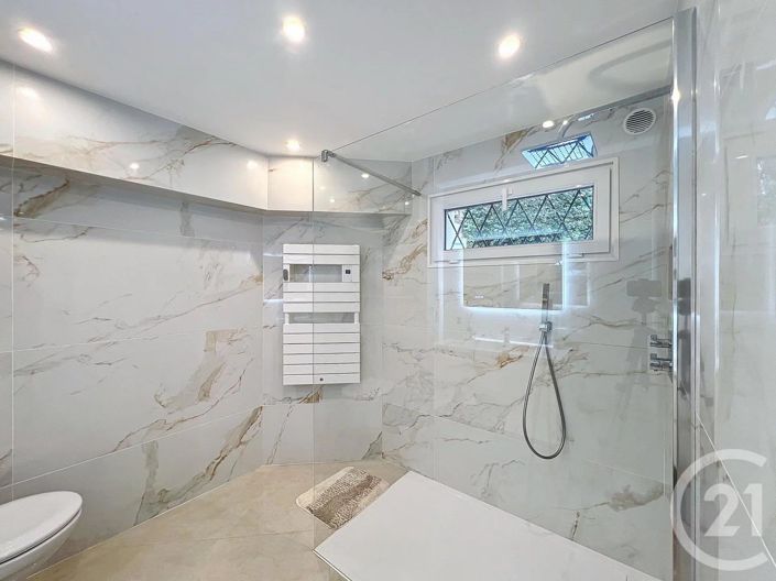 Image No.28-3 Bed House for sale