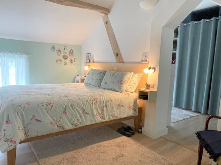 Image No.10-4 Bed House for sale