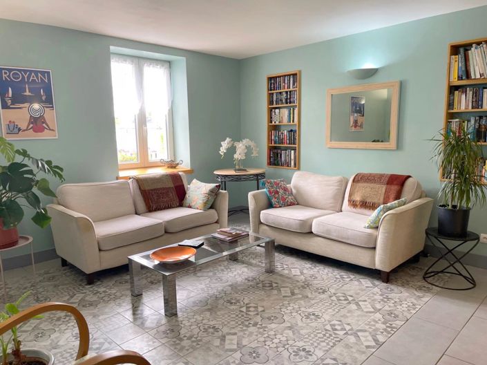 Image No.4-4 Bed House for sale