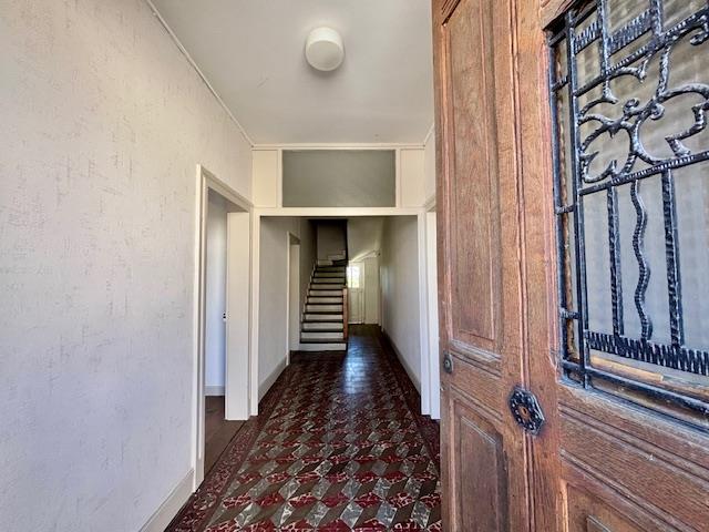 Image No.2-4 Bed House for sale