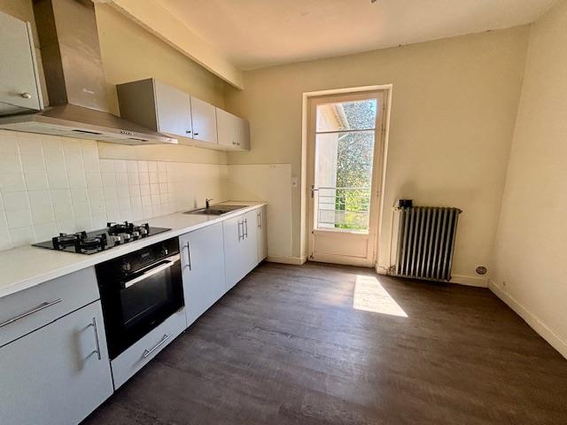 Image No.8-4 Bed House for sale