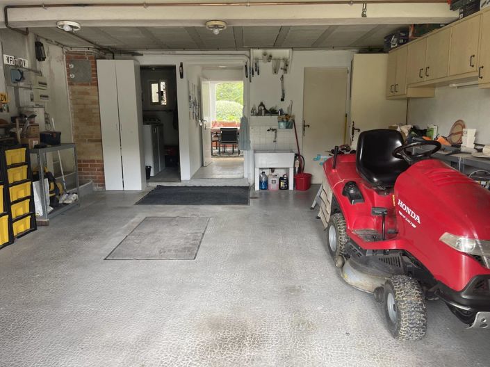 Image No.17-4 Bed House for sale