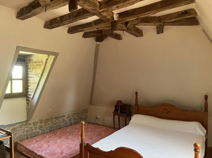 Image No.10-5 Bed House for sale