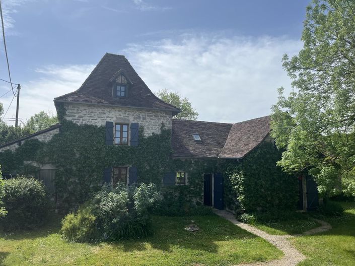 Image No.2-5 Bed House for sale