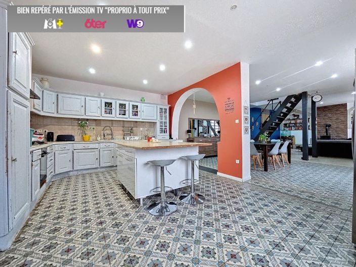 Image No.10-6 Bed House for sale