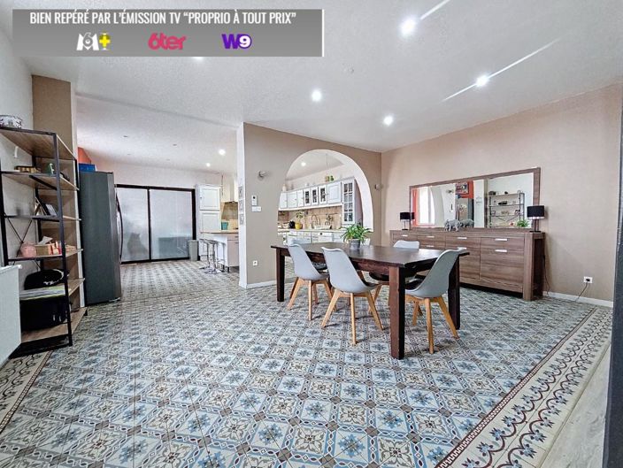 Image No.6-6 Bed House for sale