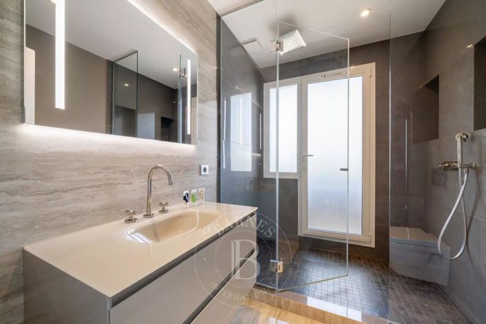 Image No.12-4 Bed Apartment for sale