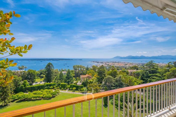 Image No.15-4 Bed Apartment for sale