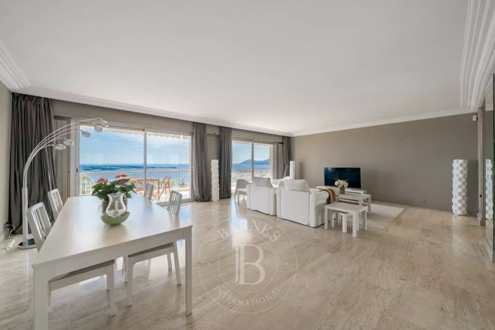 Image No.4-4 Bed Apartment for sale