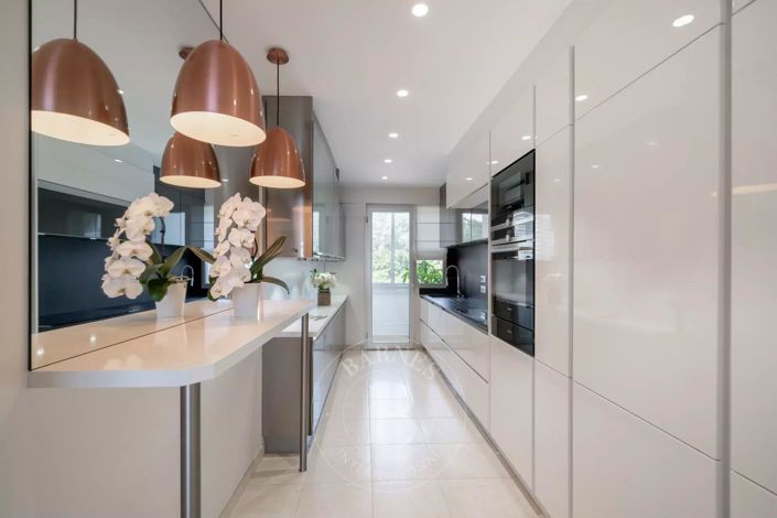 Image No.5-4 Bed Apartment for sale