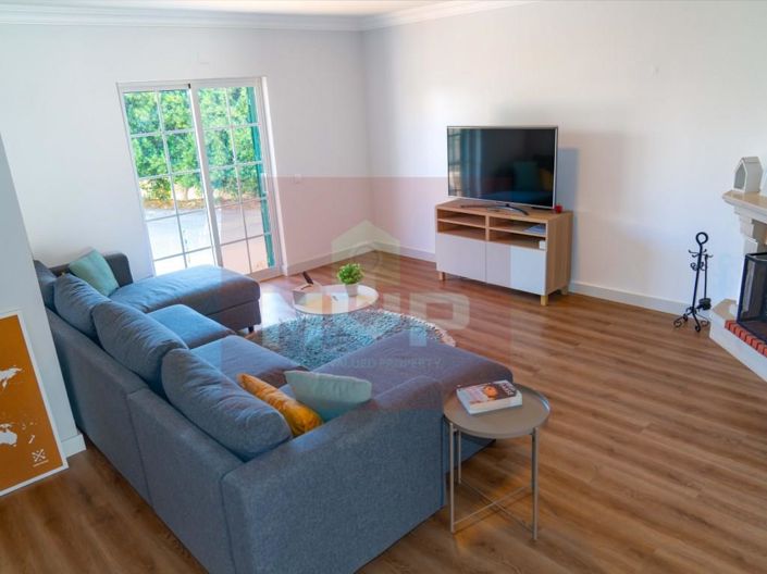 Image No.13-4 Bed House for sale