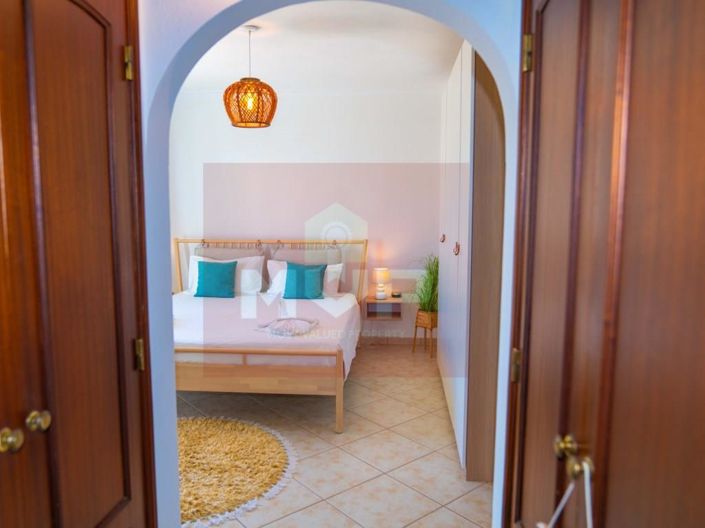 Image No.22-4 Bed House for sale