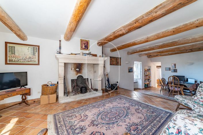 Image No.3-4 Bed House for sale