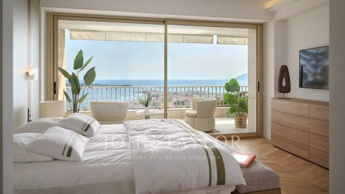 Image No.8-3 Bed Apartment for sale