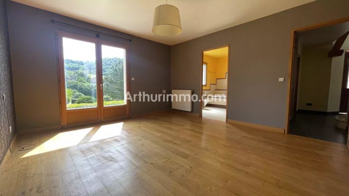 Image No.10-4 Bed House for sale