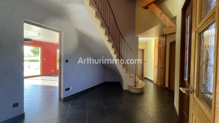 Image No.23-4 Bed House for sale