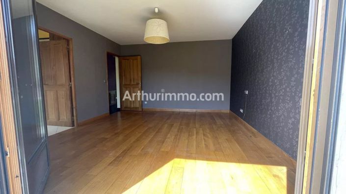 Image No.38-4 Bed House for sale