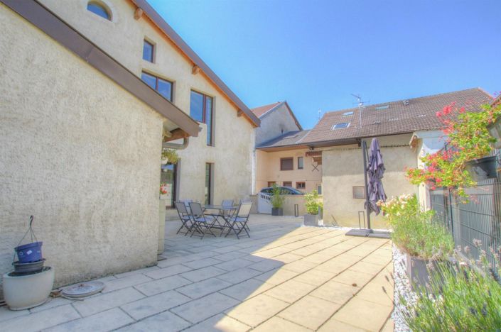 Image No.9-3 Bed House for sale