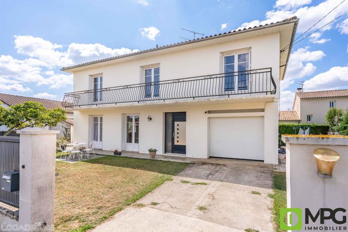 Image No.1-4 Bed House for sale