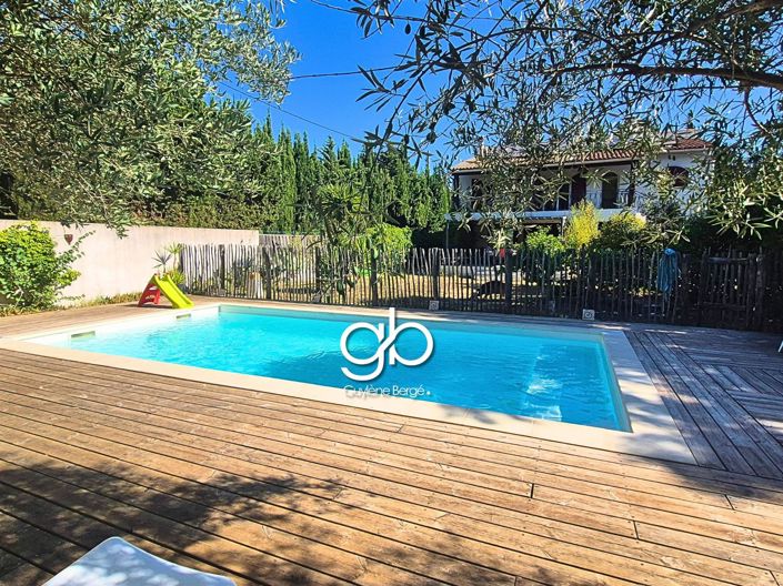 Image No.2-6 Bed House for sale