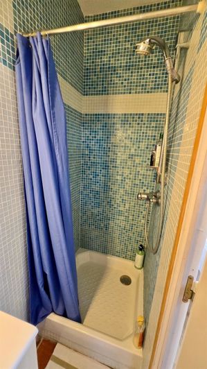 Image No.20-4 Bed House for sale