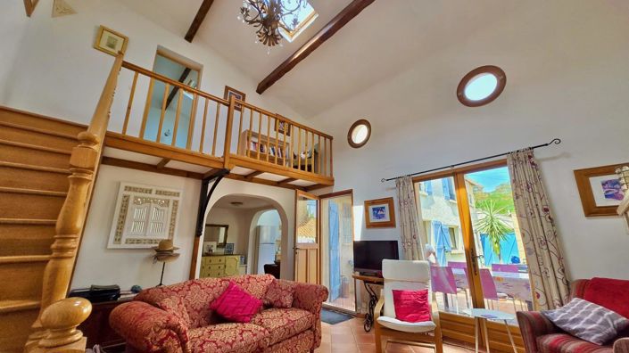 Image No.5-4 Bed House for sale