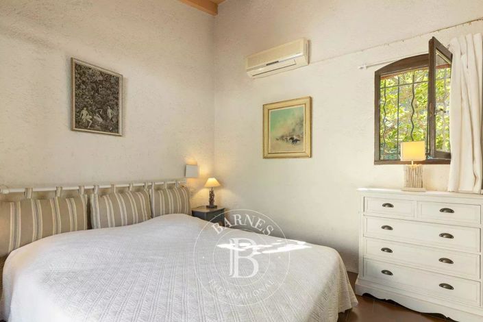 Image No.5-4 Bed House for sale