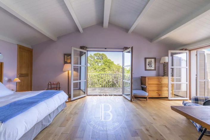 Image No.11-House for sale