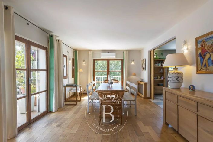 Image No.5-House for sale