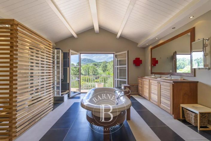 Image No.8-House for sale